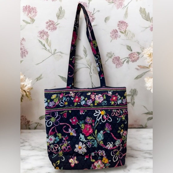 VERA BRADLEY PINK FLORAL MULTI-COLORED TOTE /3 Pouch Pocket very clean - Picture 1 of 4